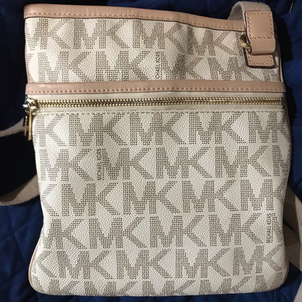 MK hipster purse